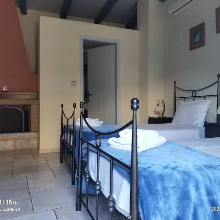 Petrounis Гостевой дом Ареополис