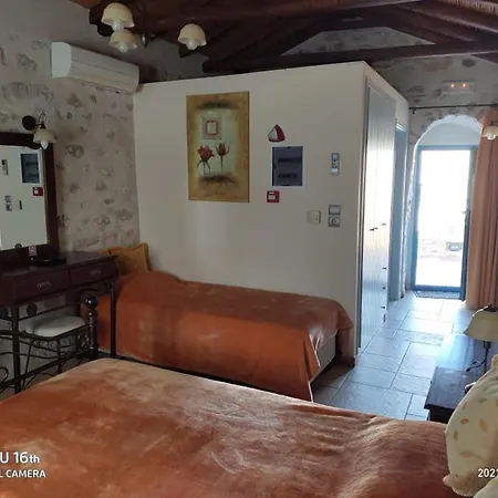 בית הארחה Petrounis אראופוליס