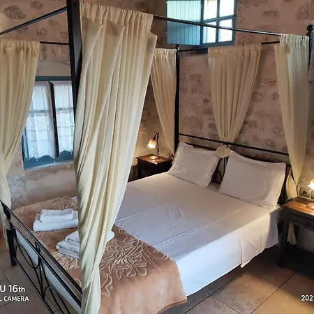 Petrounis אראופוליס