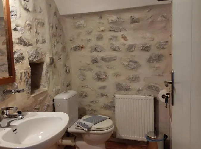 Affittacamere Petrounis 3*